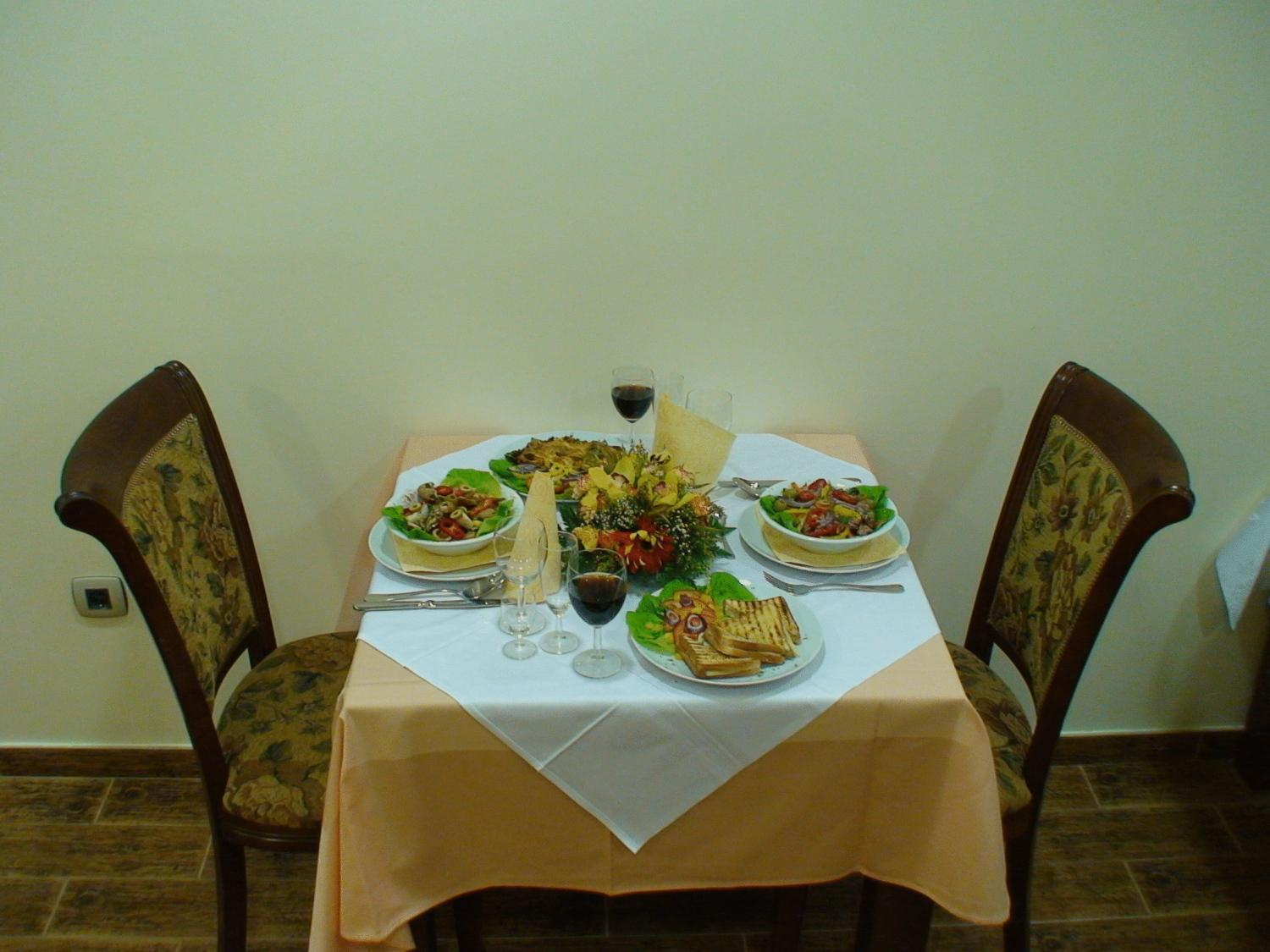 Mali Hotel Bambis Podgorica Eksteriør bilde