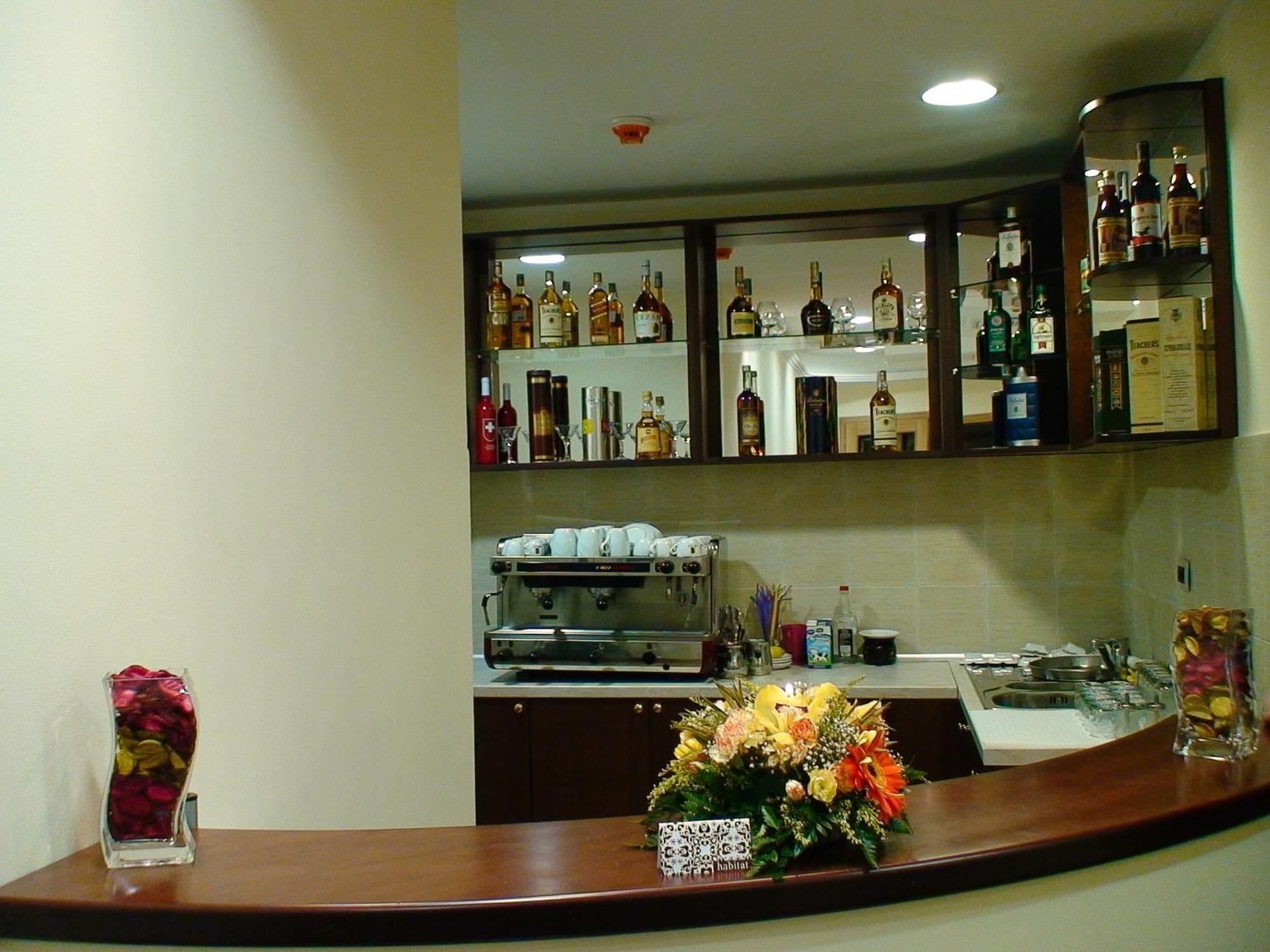Mali Hotel Bambis Podgorica Eksteriør bilde